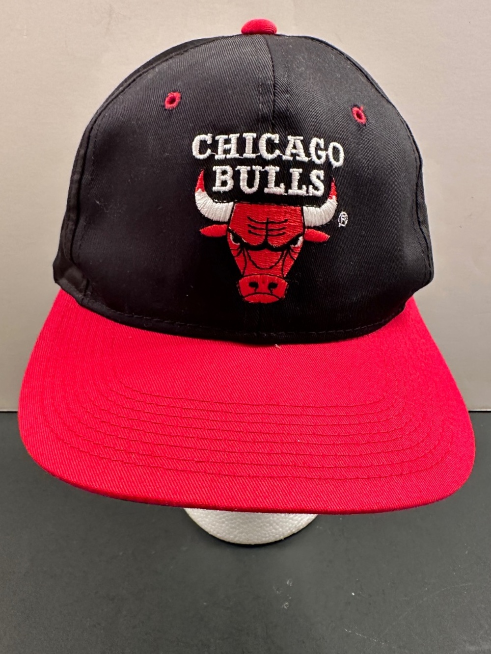 Vintage 90s Logo Chicago Bulls Snapback Adjustable Hat